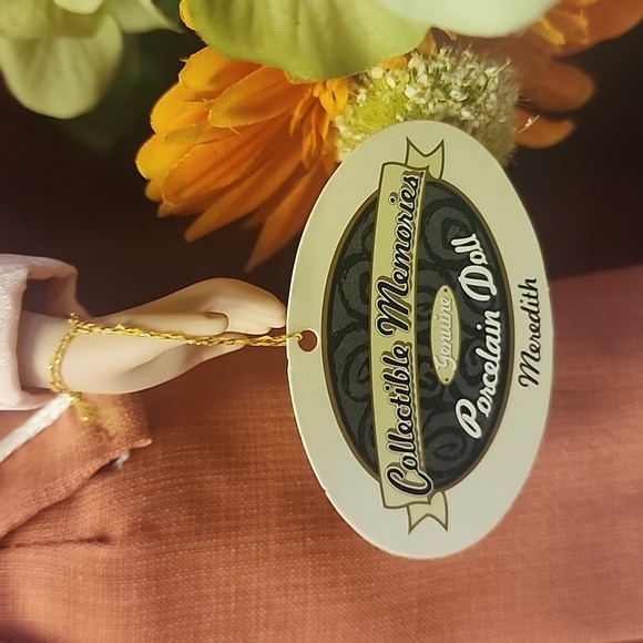 Collectible Memories Genuine Porcelain Doll. Meredith - Picture 5 of 13